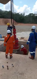 Layanan Wellhead and Christmas Tree <br>Installation Services 3 2